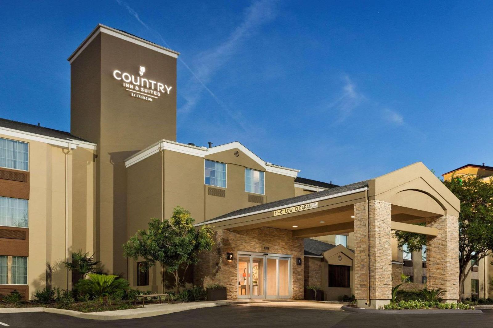 Country Inn & Suites by Radisson, San Antonio Medical Center, TX